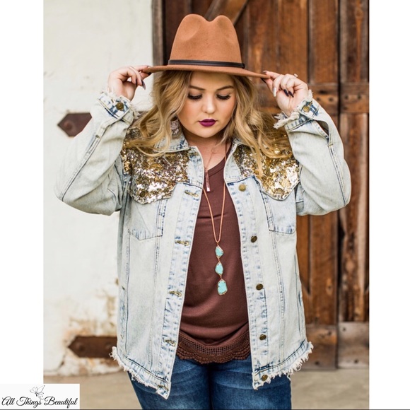 🌹PLUS L&B Distressed Jean Jacket •GOLD SEQUINS - Picture 3 of 6